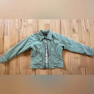 Ariat medium jacket. Beautiful green and great condition.